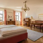 Schlossberghotel Hotel 5*