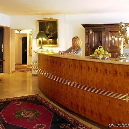 Schlossberghotel Otel