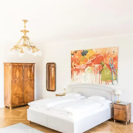 Schlossberghotel - Kunsthotel Hotel