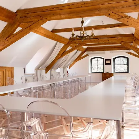 Schlossberghotel Otel 5*