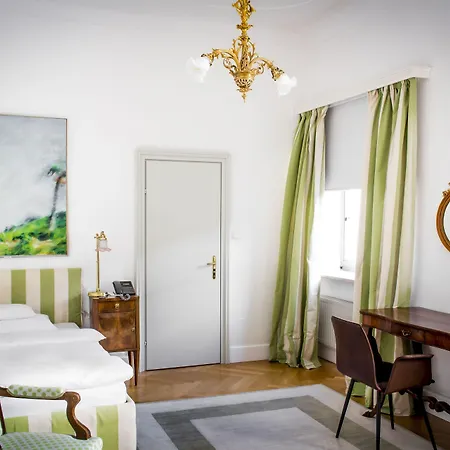 Hotel Schlossberghotel 5*