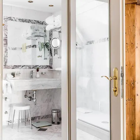 Schlossberghotel - Kunsthotel