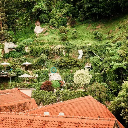 Schlossberghotel Otel