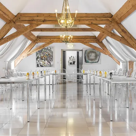 Schlossberghotel Otel 5*