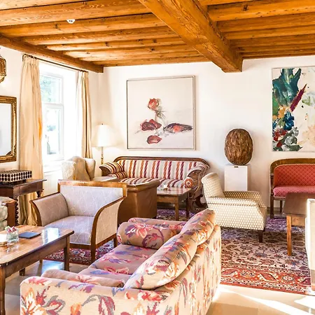 Schlossberghotel Otel