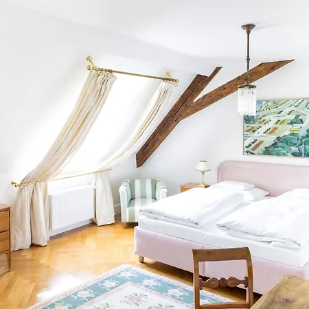 Schlossberghotel Szálloda 4*